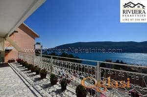 Prodaja dvosoban stan sa pogledom na more Herceg Novi